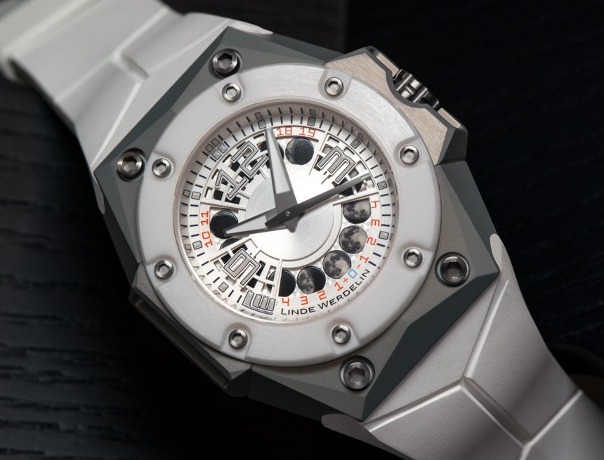 Linde-Werdelin-Oktopus-MoonLite-White