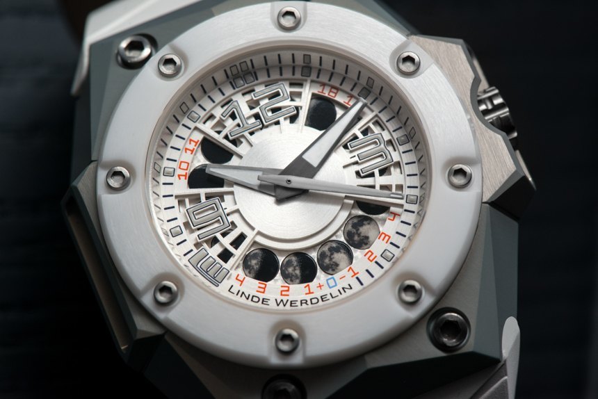 Linde-Werdelin-Oktopus-MoonLite-White