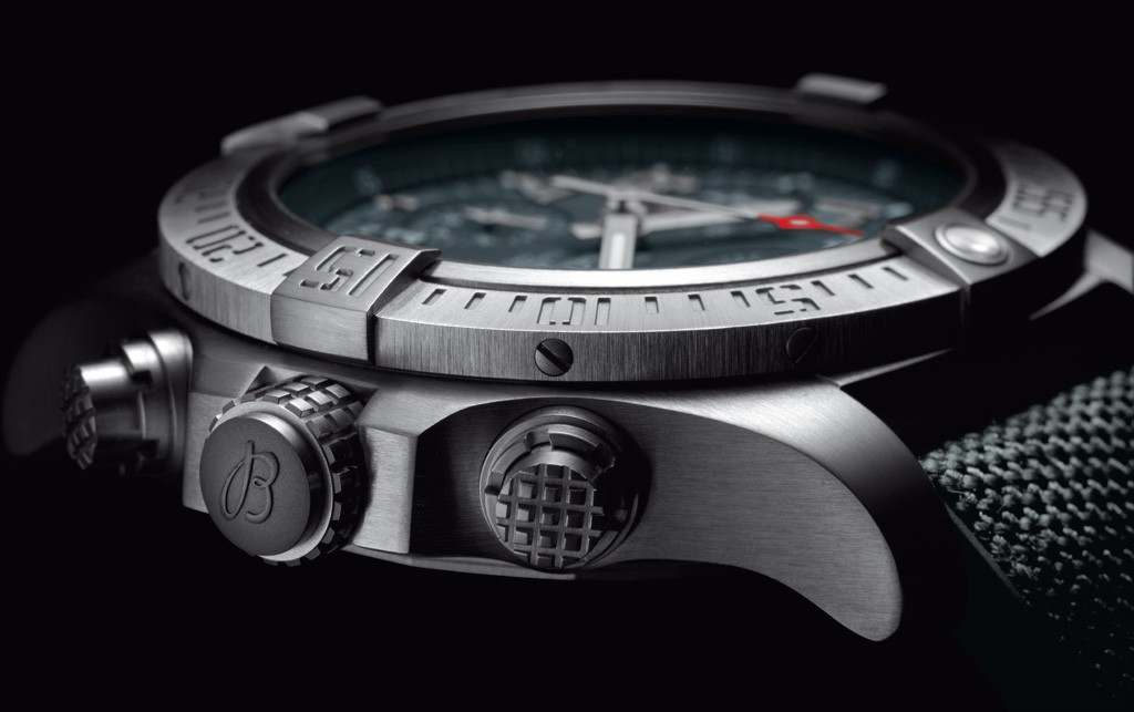 Breitling-Avenger-Bandit_03