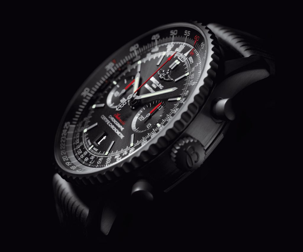 Breitling-Navitimer-46-Blacksteel_03