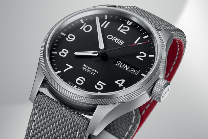 Oris reno air race watch cheap