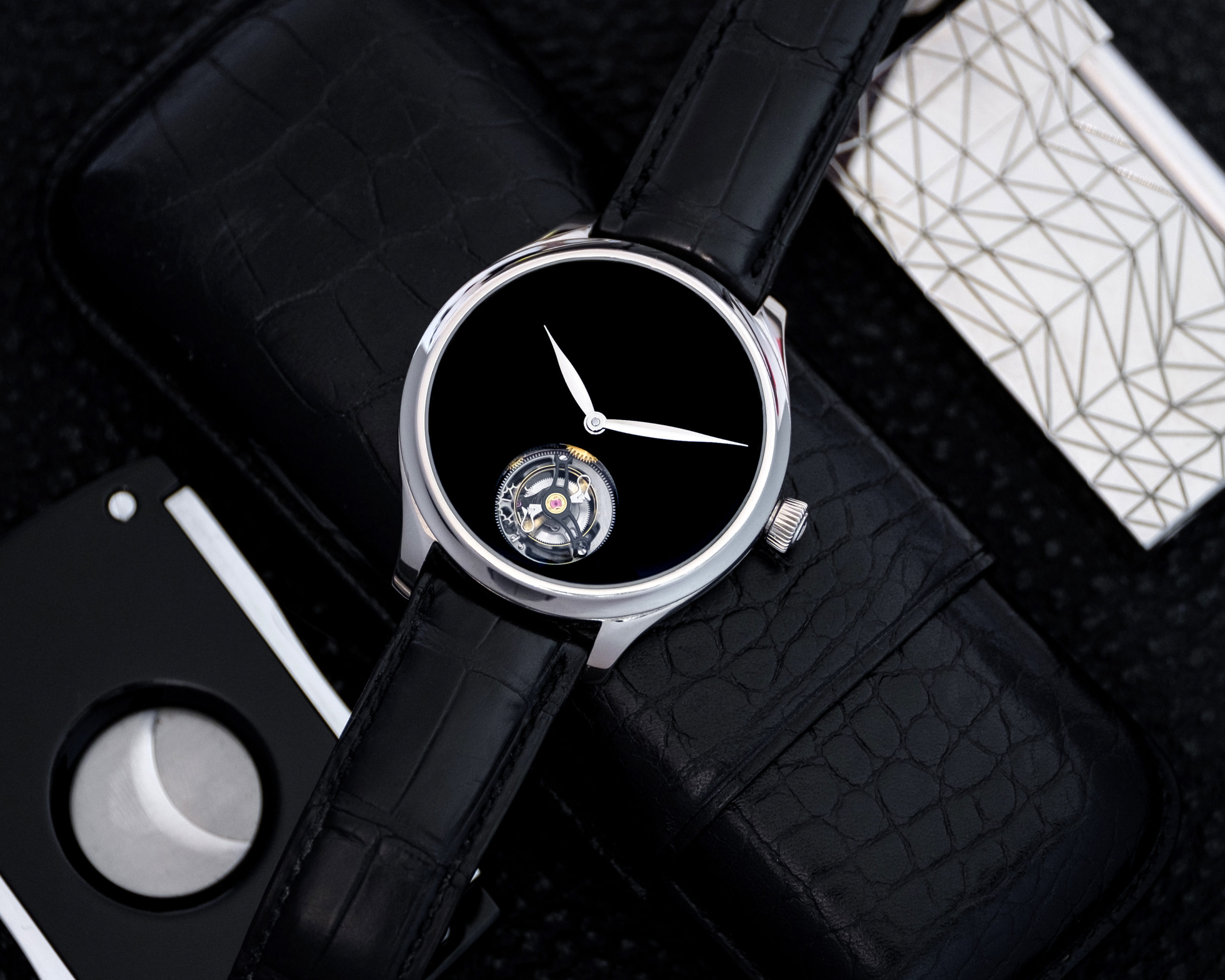 H. Moser Introduces a Hyper-Accurate Moon-Phase Watch with a Vantablack  Dial | Watches for men, Watches, Horology