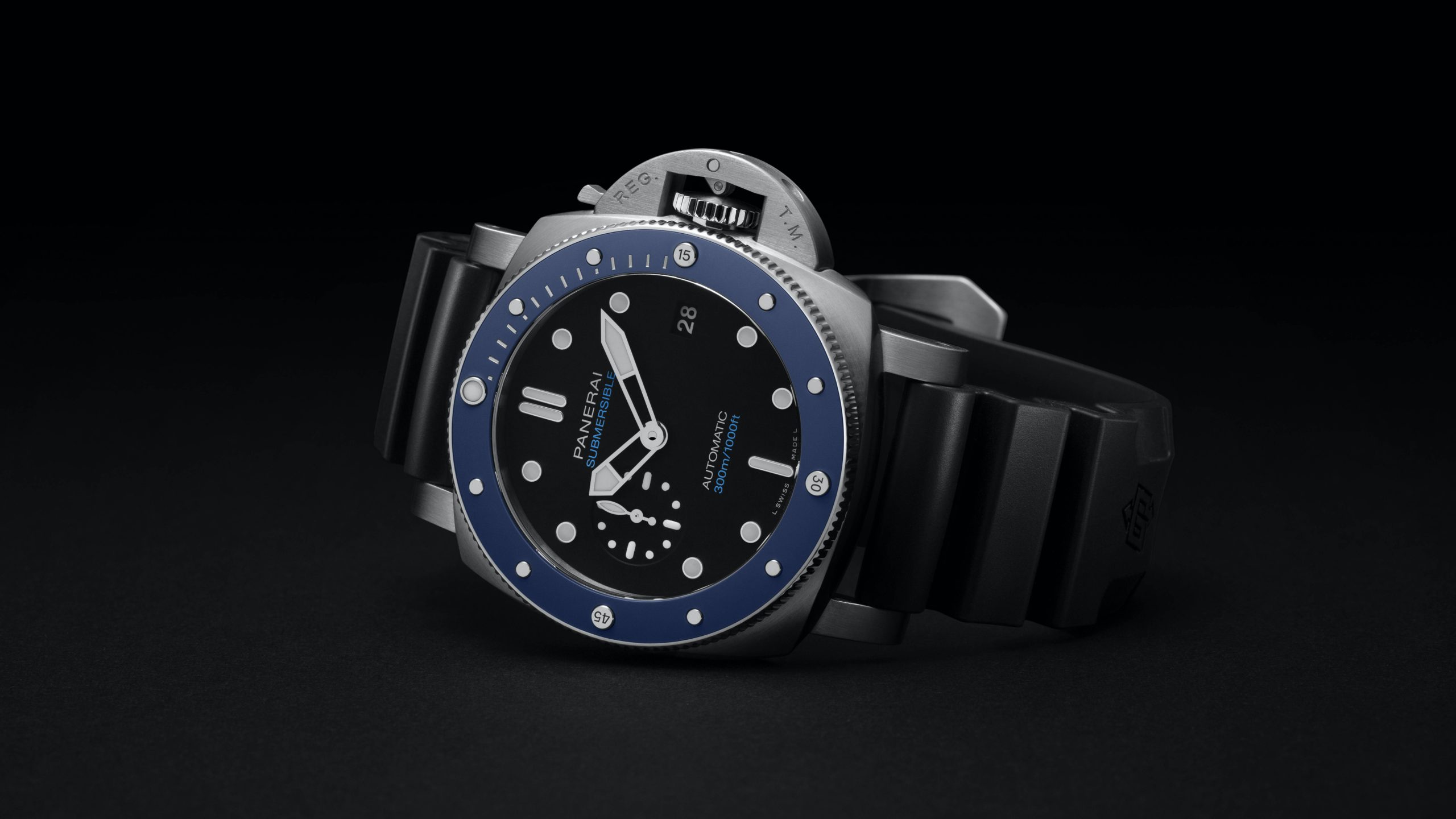 Panerai Submersible Azzurro 42mm PAM01209 Limited Edition Watch