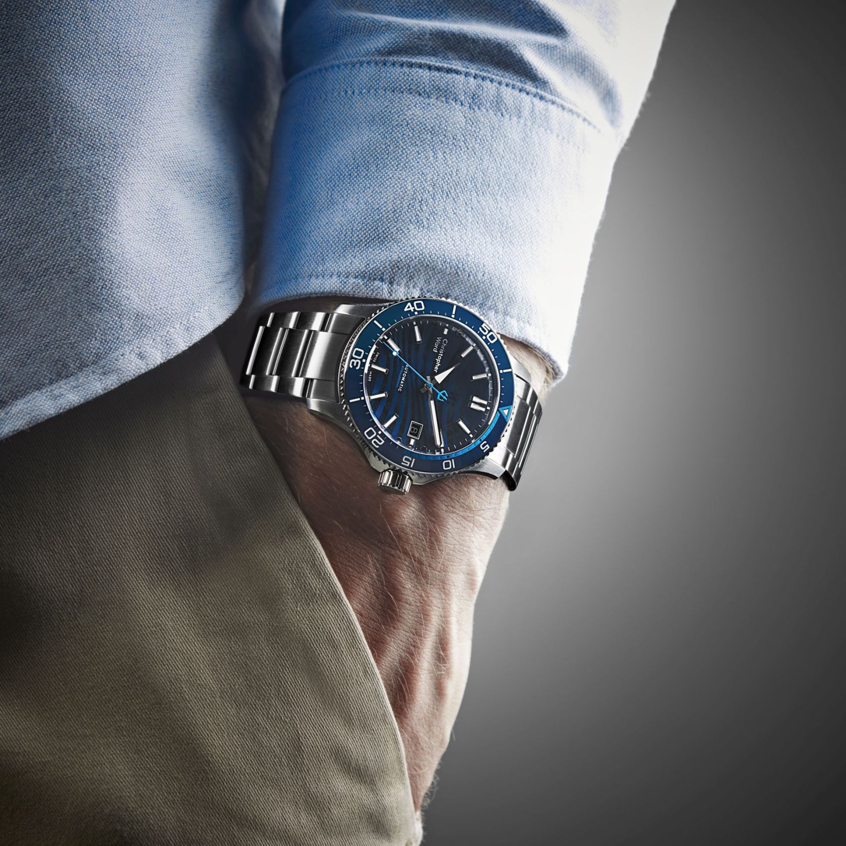 Christopher Ward C60 BLUE – Beans & Bezels