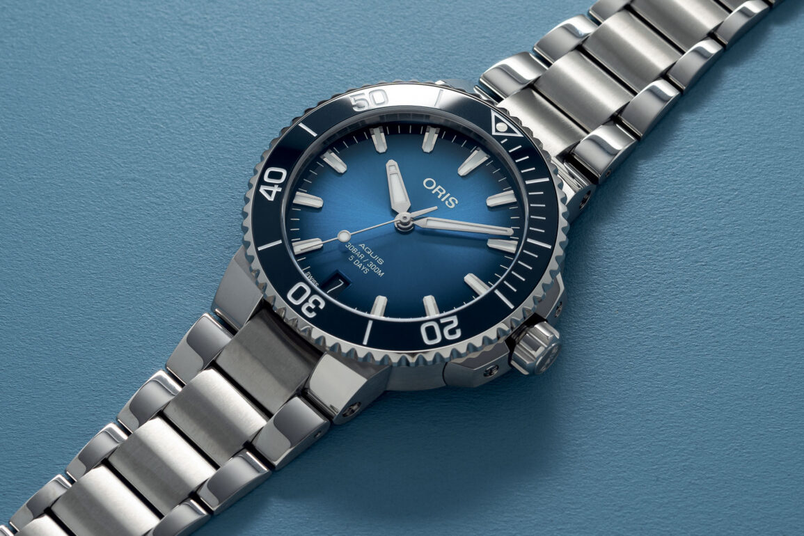 Introducing The Oris Aquis Date Calibre 400 41.5mm Watches WristReview Featuring Watch Reviews Critiques Reports News