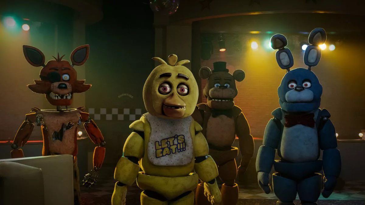 New FIVE NIGHTS AT FREDDY'S Trailer Dials Up The Scares