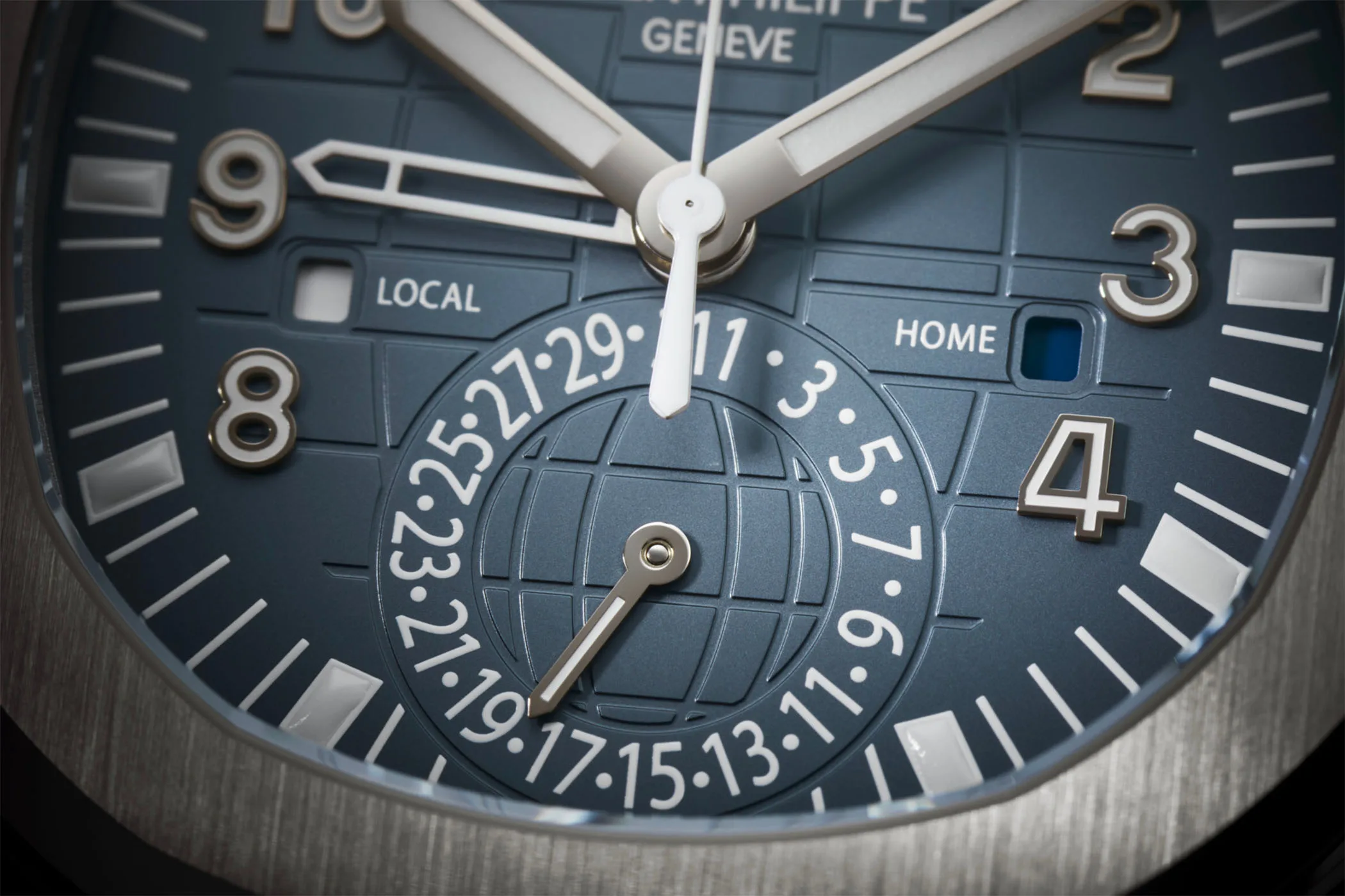 patek aquanaut travel time on wrist