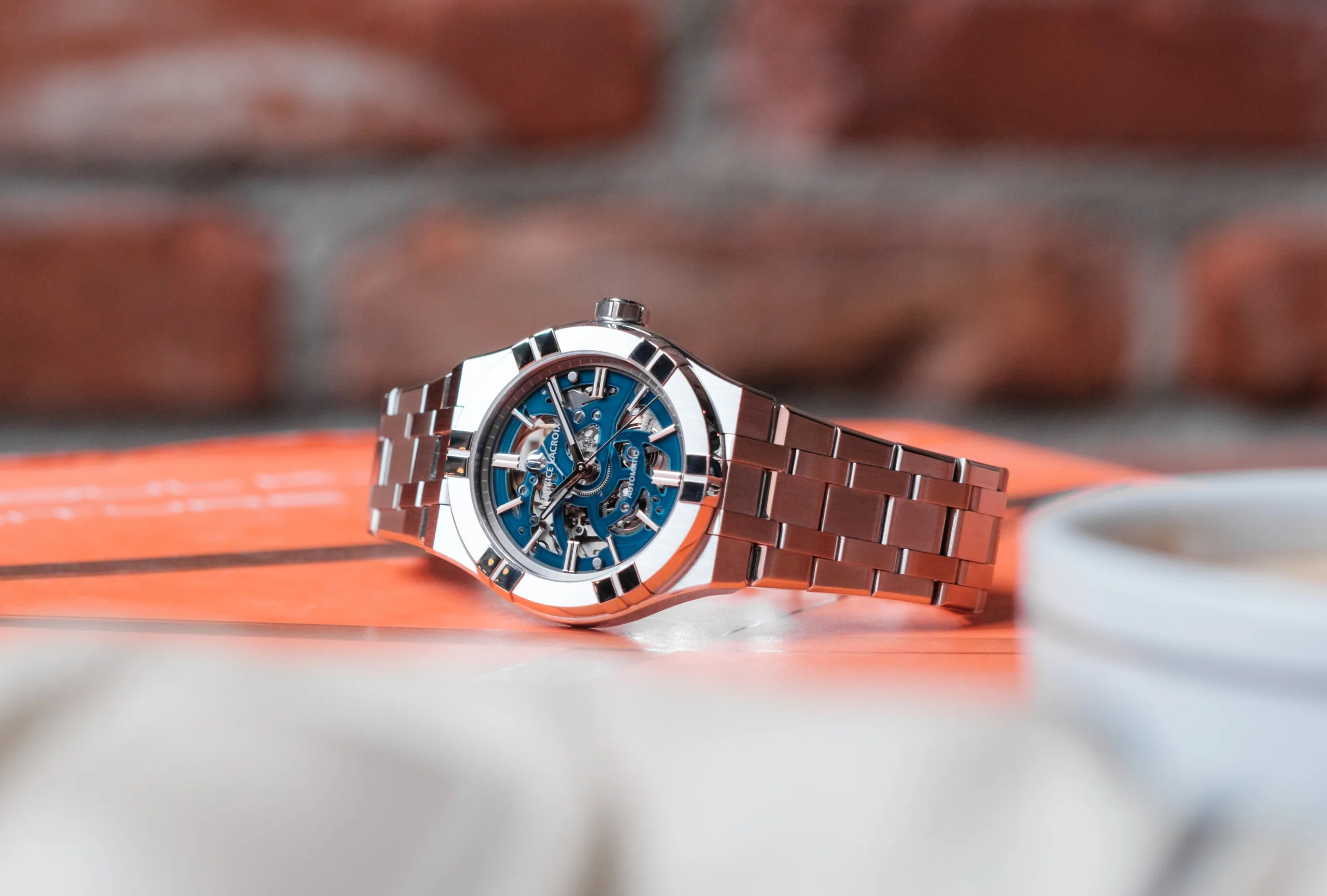 リサリサ Hands-on: Maurice Lacroix AIKON Automatic Skeleton Watch