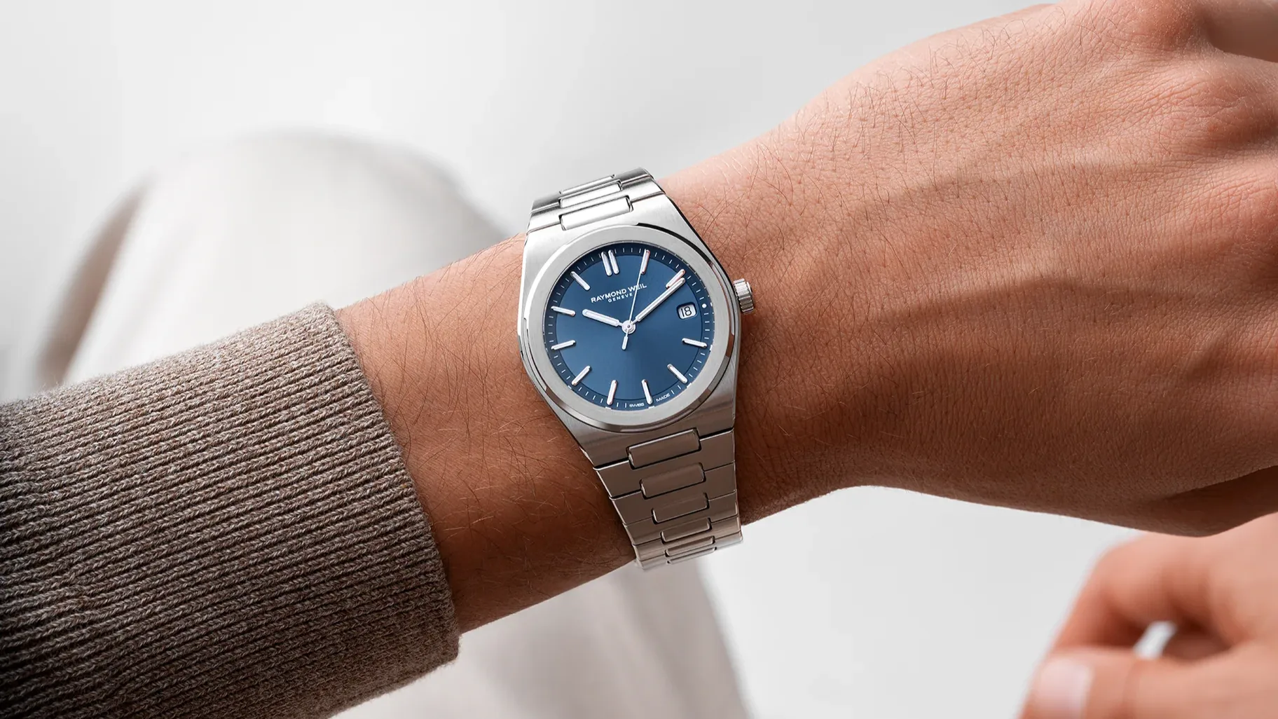 Raymond Weil A.R.T. Date 38mm & 30mm