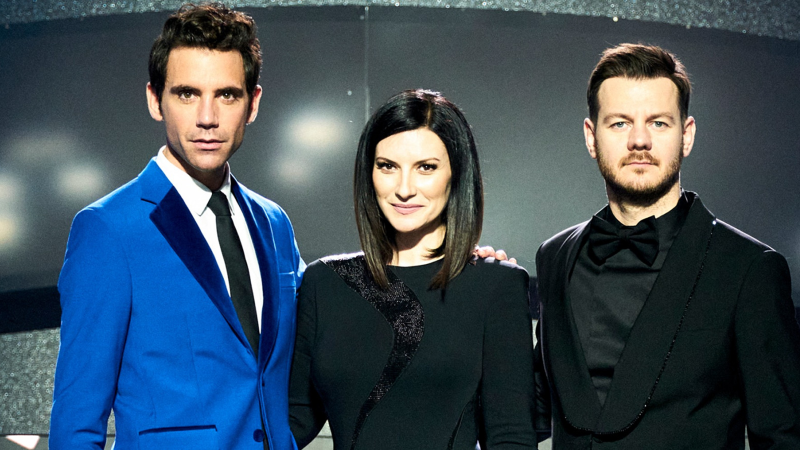 Presentatoren Eurovisiesongfestival 2022: Laura Pausini, Alessandro Catellan en Mika.