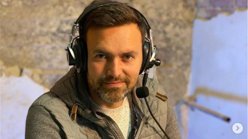 Oekraïense commentator vanuit schuilkelder.