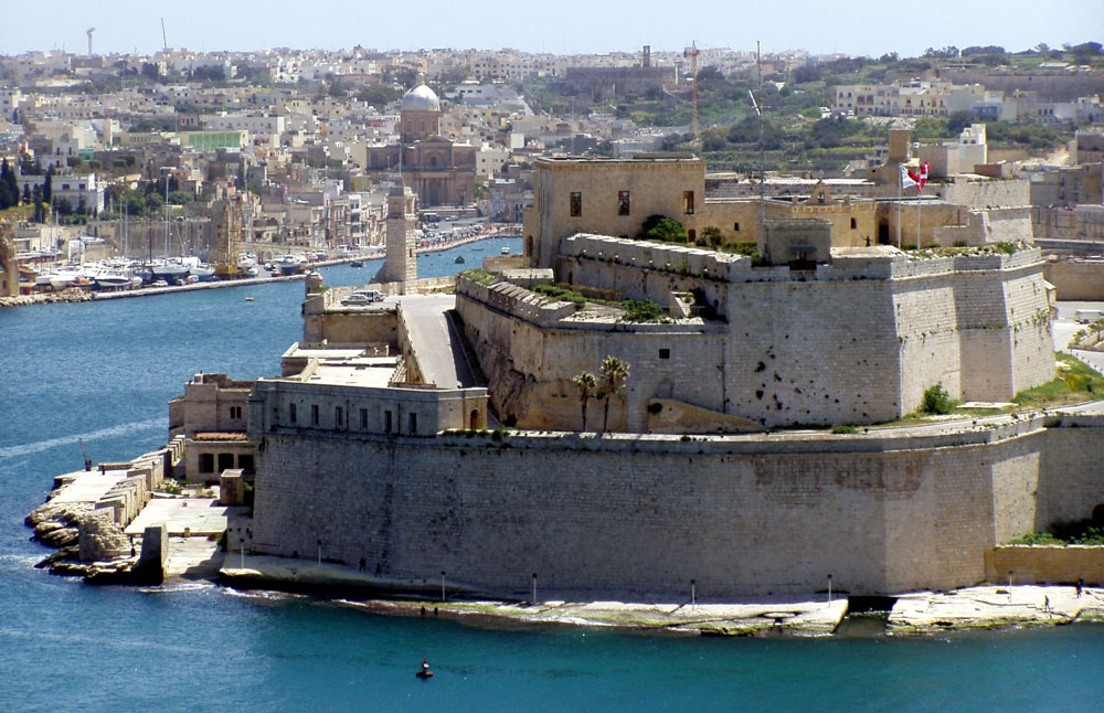 2-Tre-byer-Kalkara