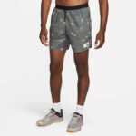 Nike Stride D.Y.E. Löparshorts 18 cm för män - Grå