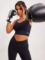Casall - Träningstoppar - Black - Heart Shape Sport Top - Träningskläder