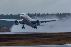 Boeing 777-3ALER - Thai Airways (HS-TKP)