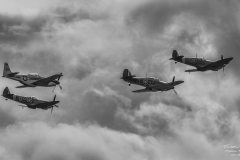 TBE_9502-Classic Warbirds (Vickers Supermarine Spitfire Mk. IX & XVI - North Amercian P-51D Mustang & Hawker Hurricane Mk1)