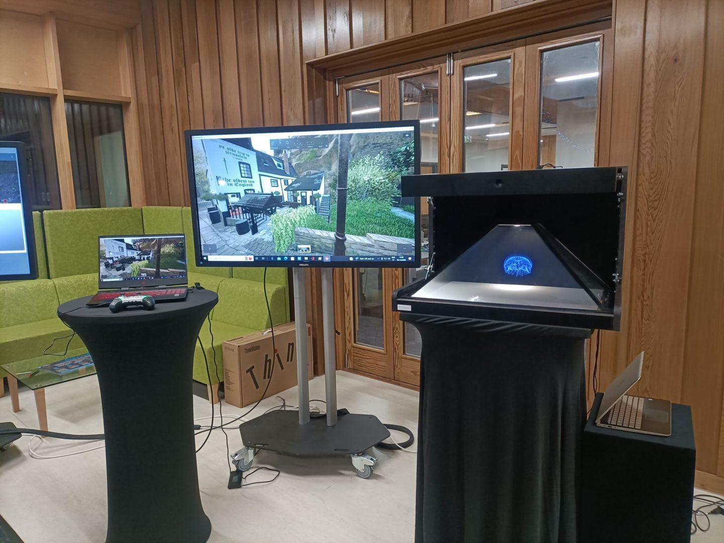 HOLOGRAPHIC DISPLAYS 4D VIRTUAL LAB holographic-displays-4d-virtual-lab