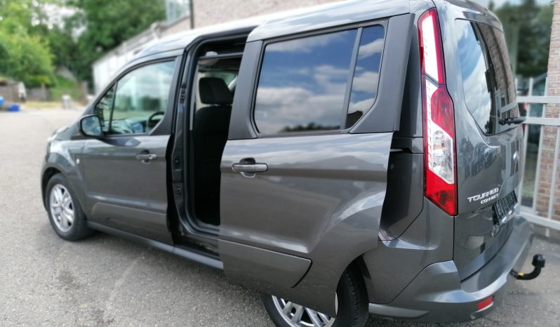 FORD TOURNEO CONNECT titanium full