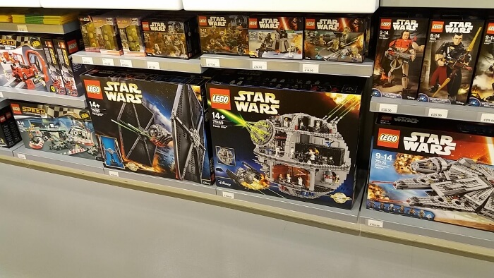 Op bezoek in de LEGO Store Wijnegem (Wijnegem Shopping Center) – 80sGeek