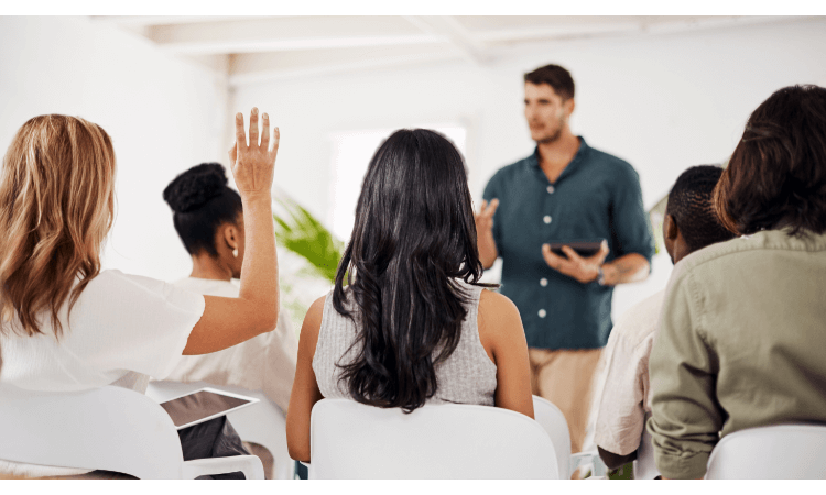10 Tips to Running a 15-Minute Productive Meeting