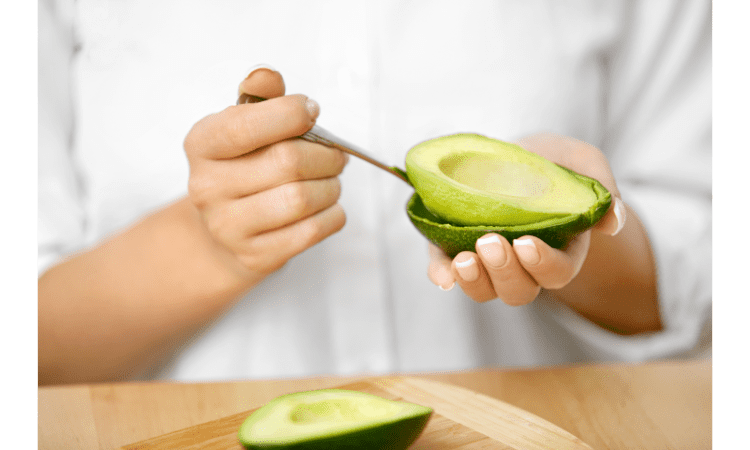 peeling avocado is bad