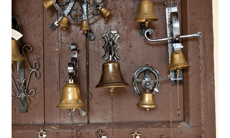 Types of Good Luck Symbols on Front Doors