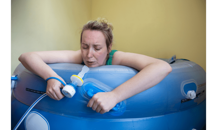 What Parents Need To Know About Water Births