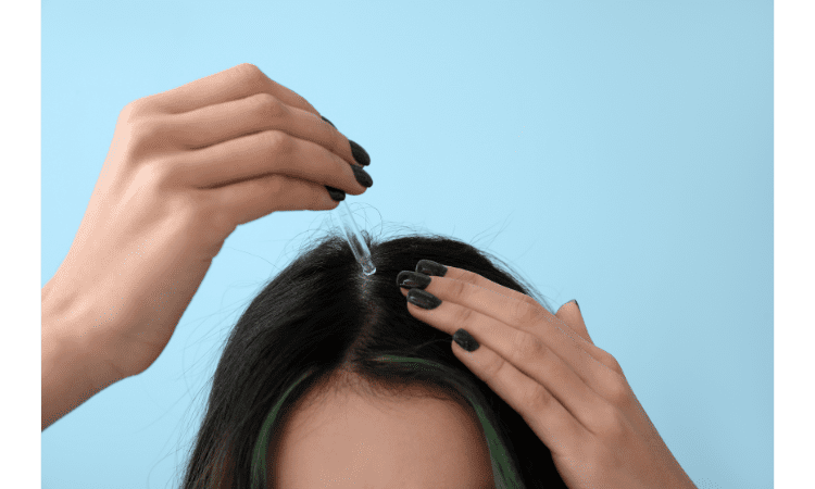 how to hydrate or moisturize your hair naturally