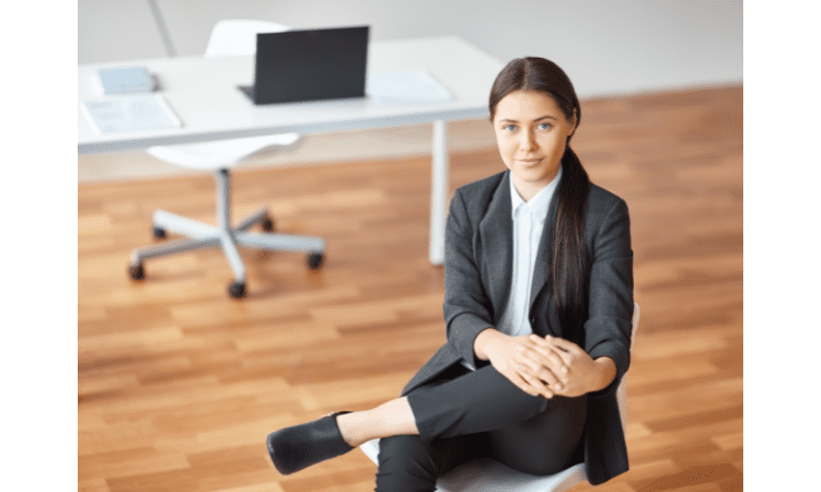 5 Surprising Health Benefits of Using a Kneeling Chair at Your Desk