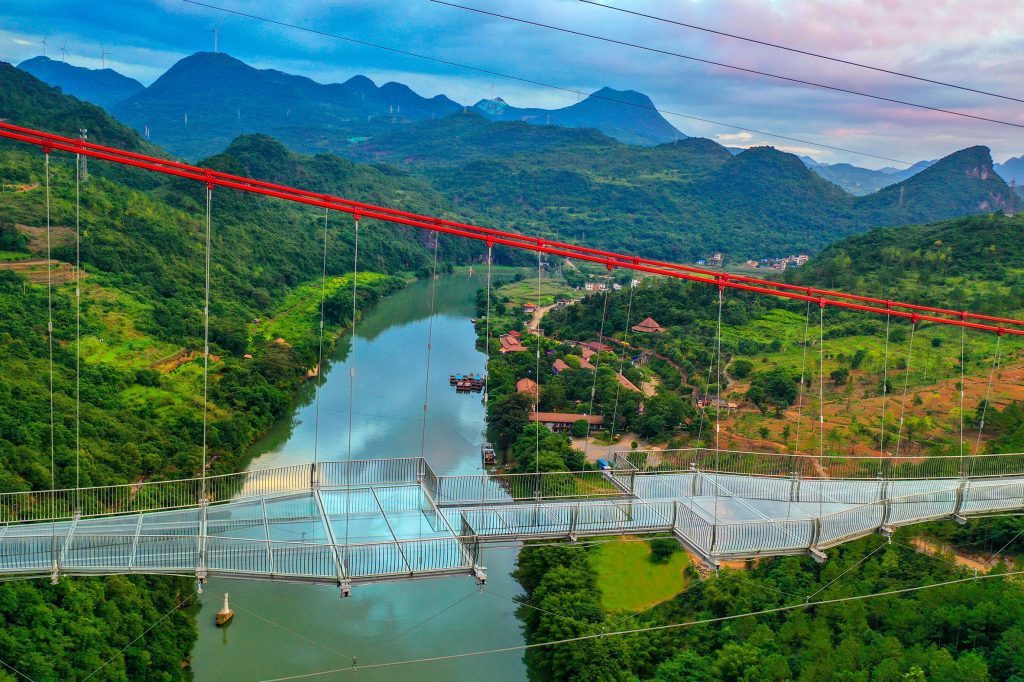 Hiking to new heights discovering the best and most stunning pedestrian bridges in the world