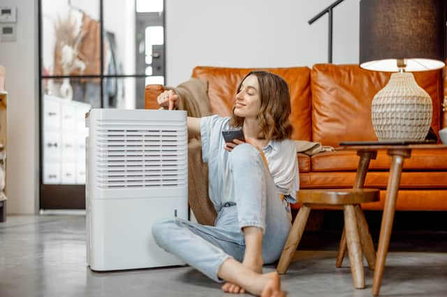 How to Cool Down a Room Without Windows: Pro Tips and Solutions