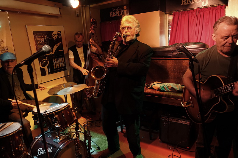 Finn Odderskov på Jazzbar Bent J. i Den Gamle By