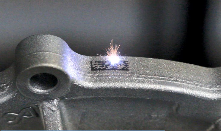 marcatore laser su acciaio