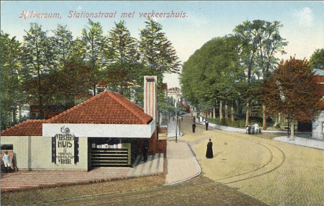 Ansichtkaart van het Verkeershuis, 1920-er jaren
