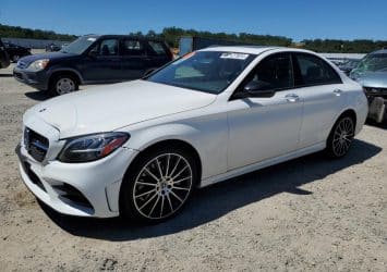 مرسيدس بنز C-C300 4matic 2019 تواصل معي على الواتس اب 0557266210