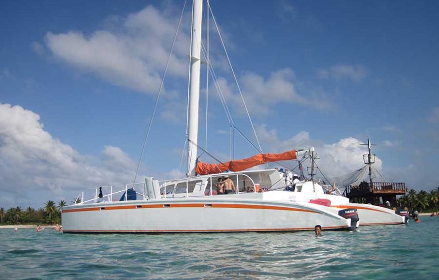 Private Luxury Catamaran – Party Boat -Up to 80 People