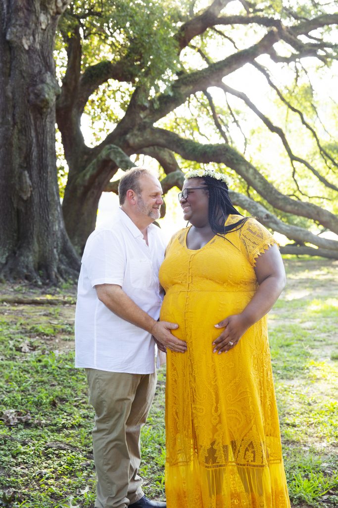 5 Reasons Why You Should Take Maternity Photos