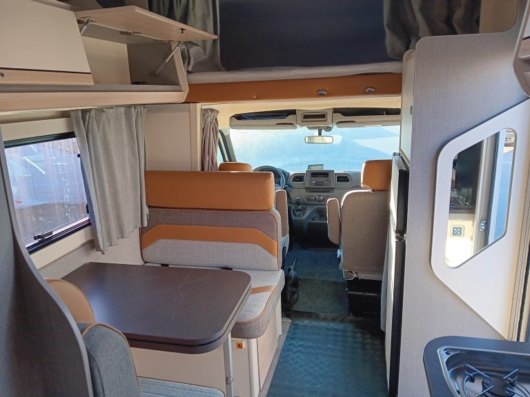 Ahorn Canada AD til salg