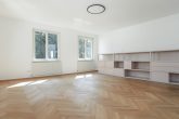 Altbau-Charme: Exklusive 5-Zimmer-Wohnung in der Marktstraße 24 in Dornbirn - Wohnzimmer