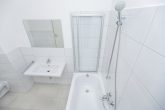 Lieblingswohnung: 2-Zimmer, Balkon, Paketanlage und Service-App - Badewanne mit Duschwand