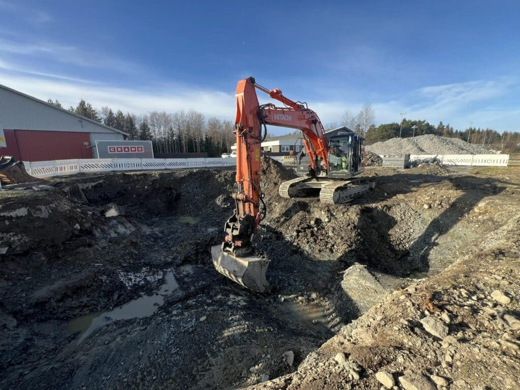 Gravemasking for avvikling av fuelservice på Hamar Lufthavn