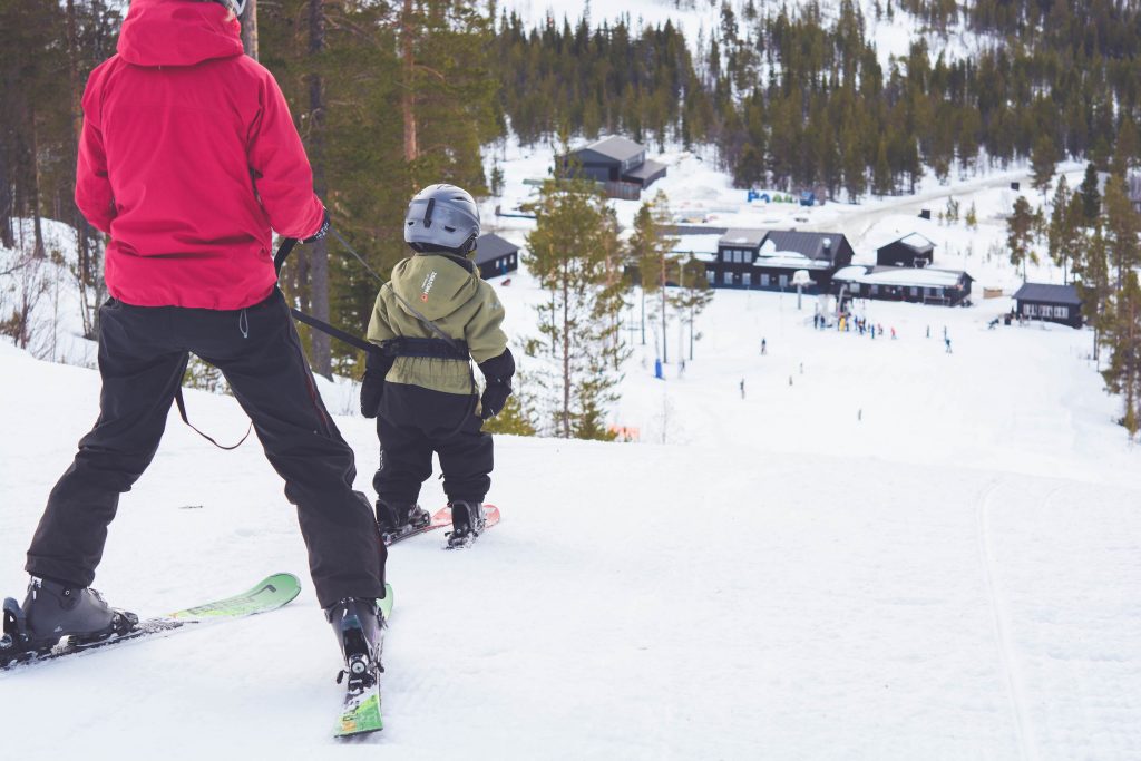 Lär ditt barn att åka skidor