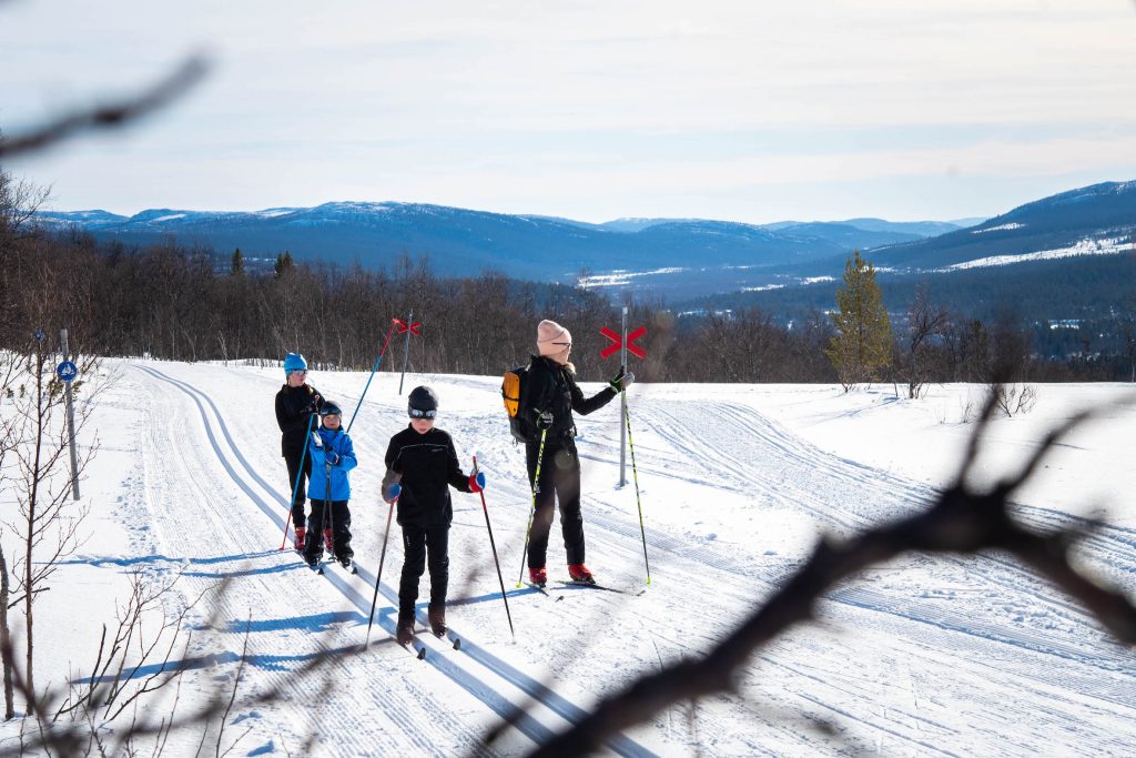 Köpa längdskidor och annan längdutrustning till barn - Aktivt familjeliv