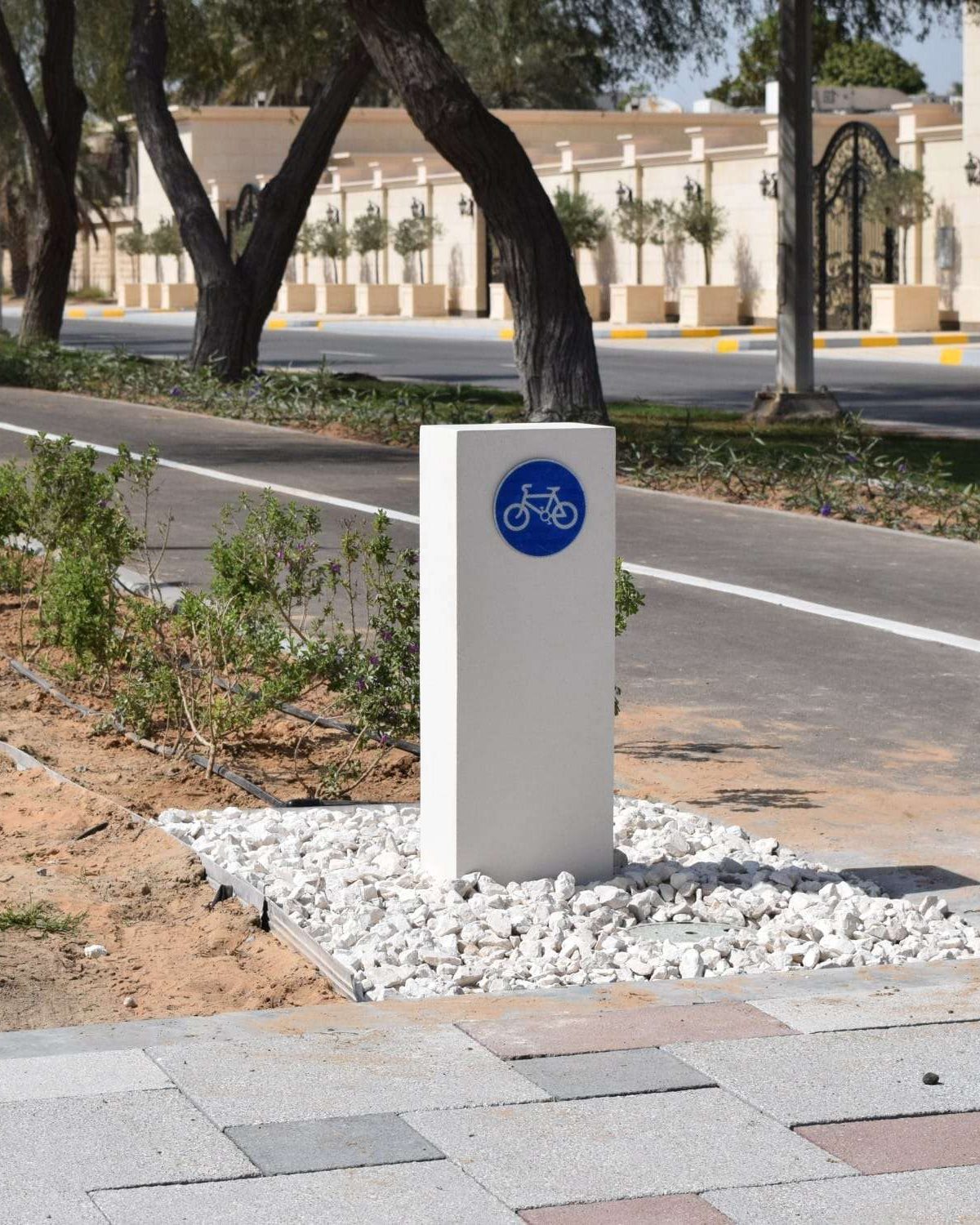 Khalifa bin mubarak street - Hard Landscaping (2)