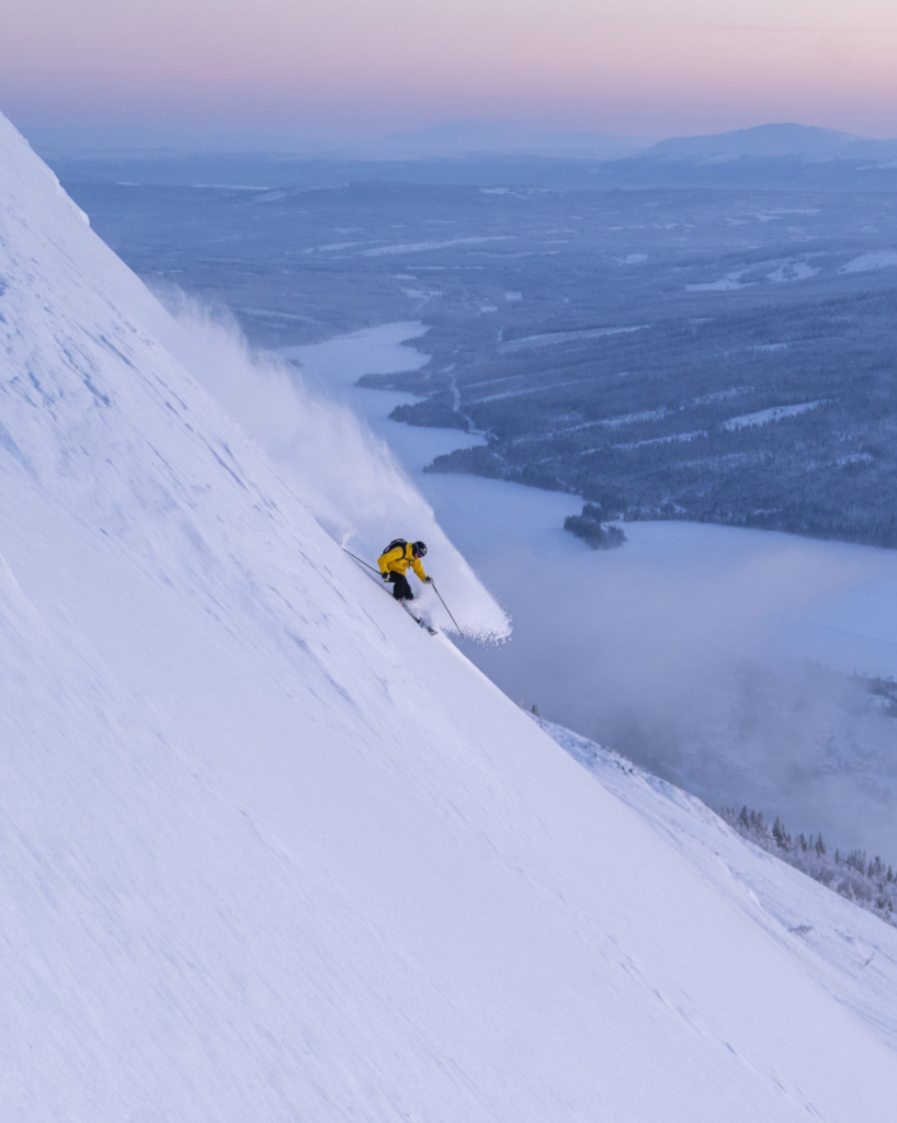 Reine Barkered, skiing in sunset Åre Sweden, Photographer, filmmaker, Alexander Ryden, Skidåkning, åre ski,