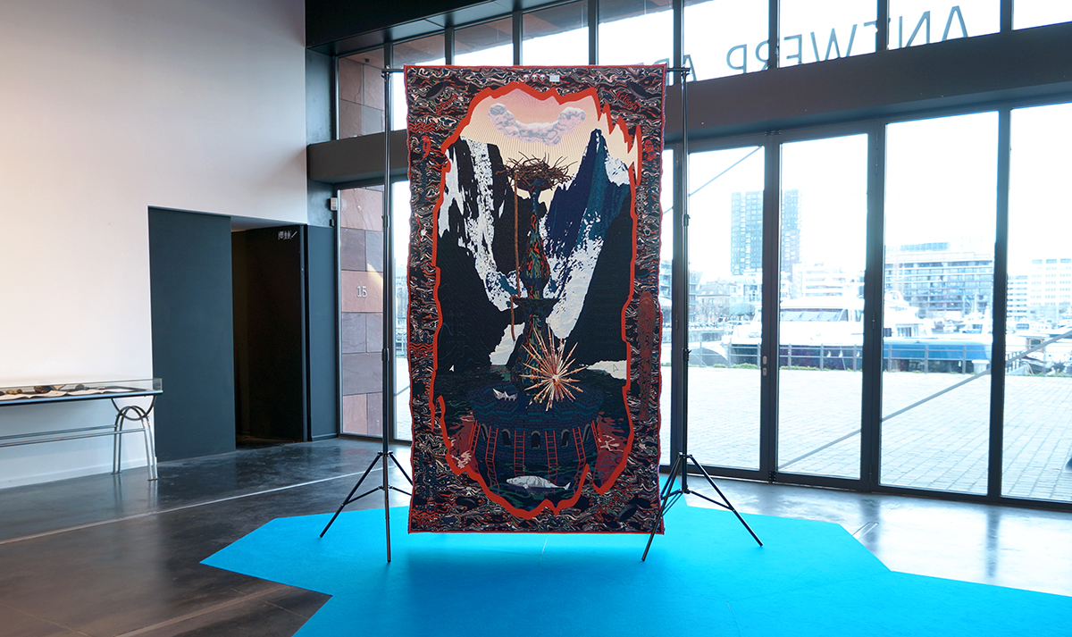 The Three Motions of Loom, woven tapestries, Textielmuseum, Tilburg, Jeroen Olyslaegers, Alex Alexandra Crouwers, 2019