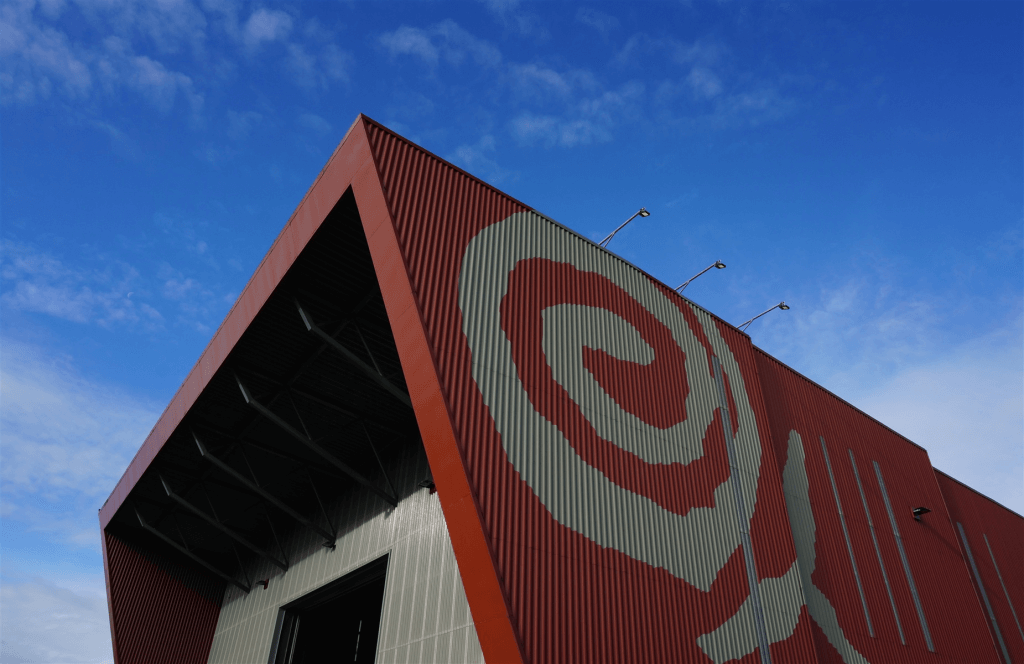 Construction of SIM, a large steel hall, done by ALFA Stalentreprise.