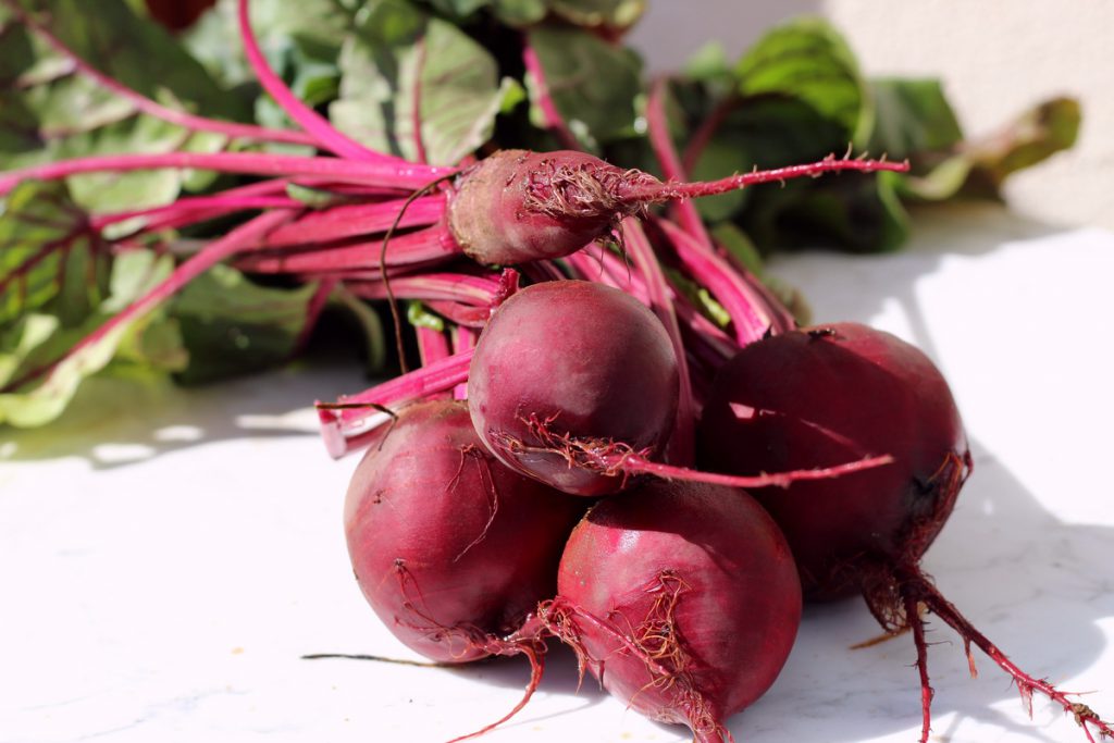 Salade de betterave rouge crue