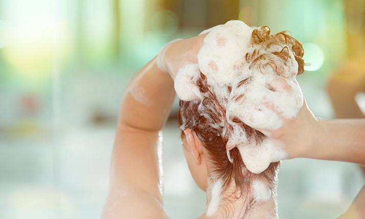 how to keep your scalp clean