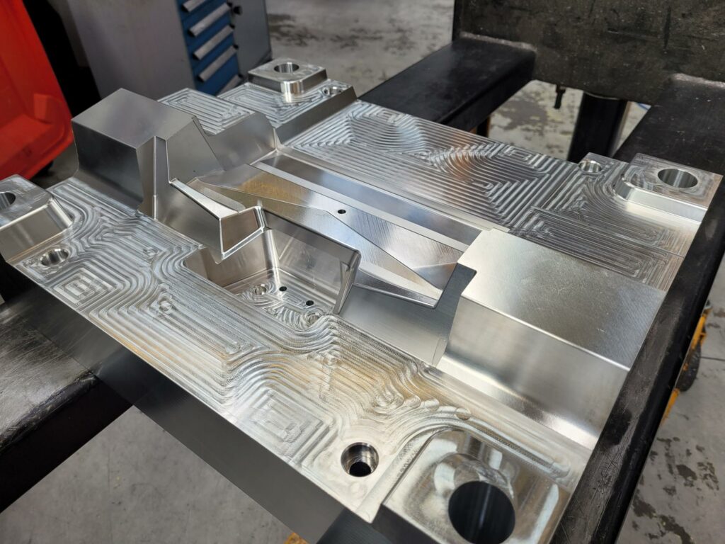 Aluminium injection mould tool